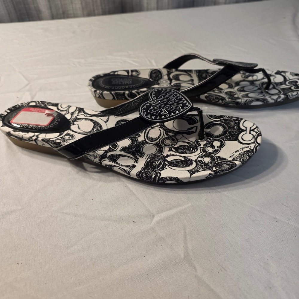 Coach Poppy Thong Sandals Womens 11 Black White Flip Flops Heart Logo Graphic